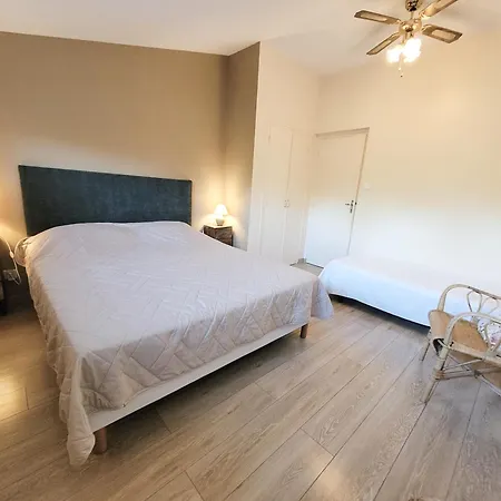 Guest house Mas Elancia 3*