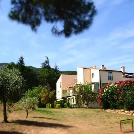 Mas Elancia Guest house