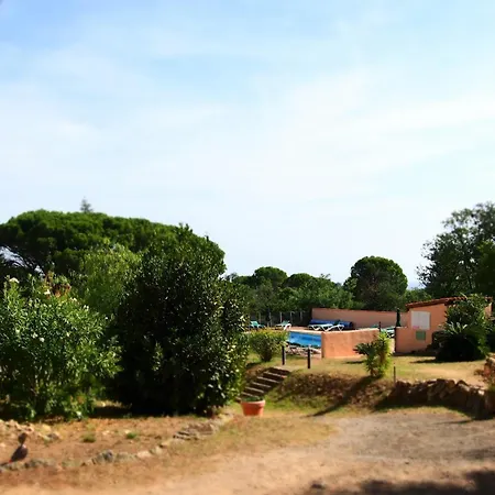 Mas Elancia 3*